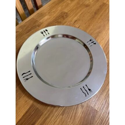 BAJO PLATO PRESENTACIÓN INOX 32CM DECORADO CUBIERTOS